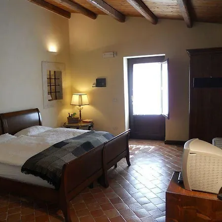 Tenuta Aguglia 3*