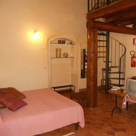 Semesteranläggning (resort) Tenuta Aguglia 3*