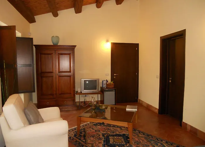 Resort Tenuta Aguglia 3*