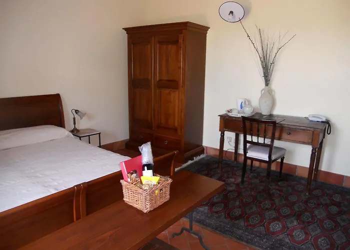 Tenuta Aguglia Resort 3*